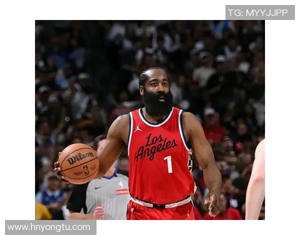 快船连胜难掩贫攻短板，33岁后卫成拖油瓶，前扣篮王也变东西人